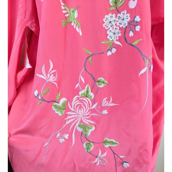 VTG Japanese Kimono OS Pink White Silky Embroidered Chrysanthemums Florals Birds - Picture 9 of 12